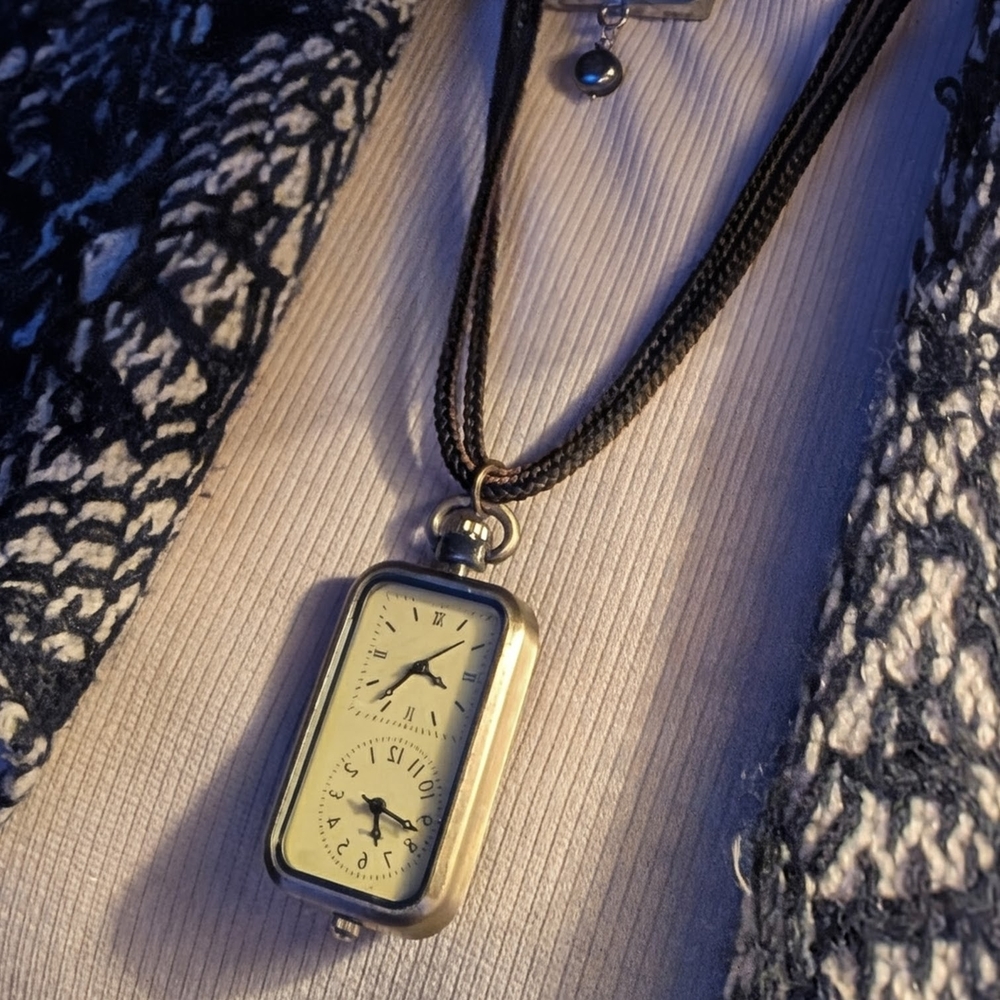 Vintage Steampunk Dual-Dial Pendant Watch Necklace in Antique Brass Tone